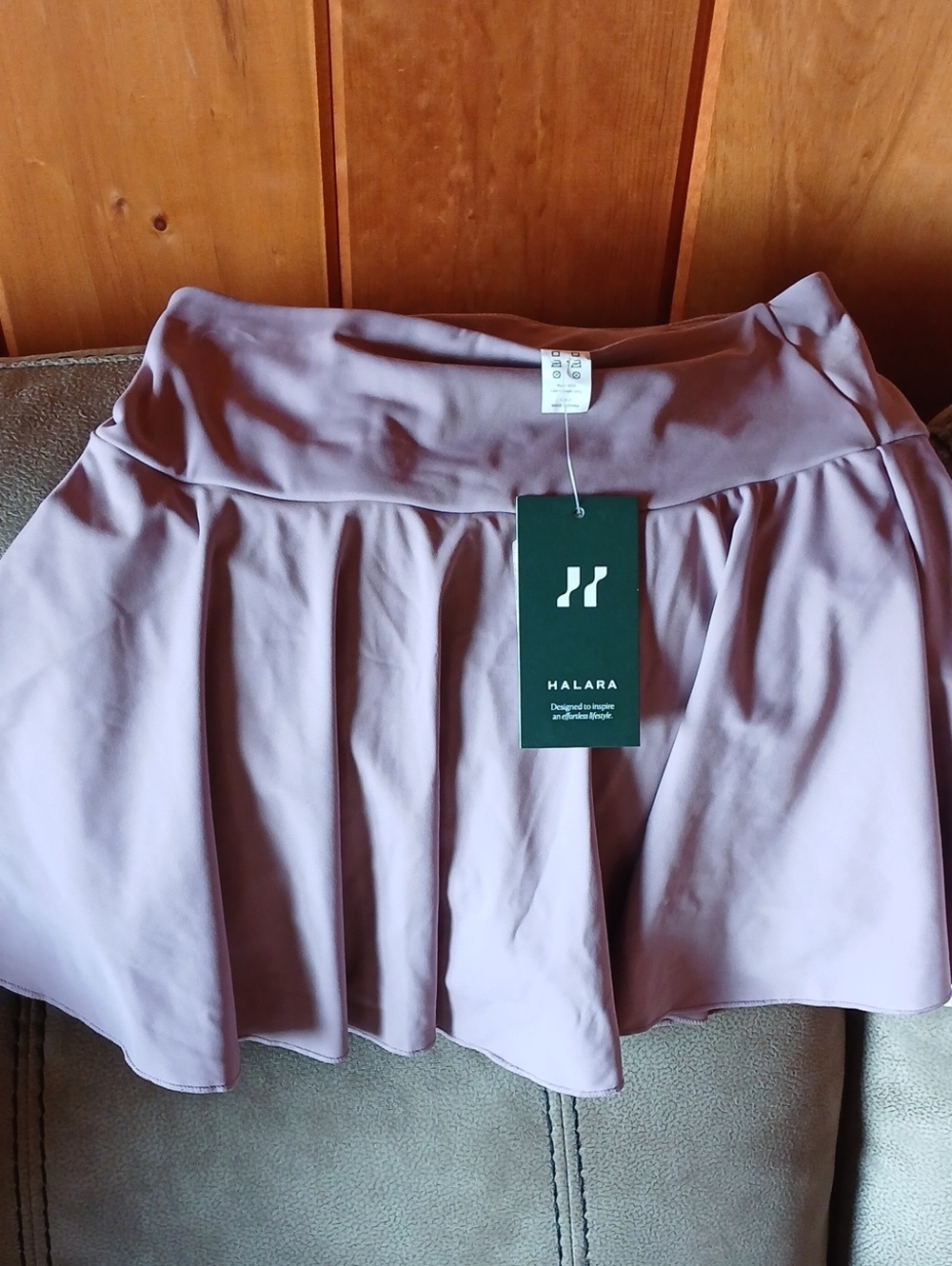 2 HALARA Dusty And Soft Pink Rose Athletic Skirts